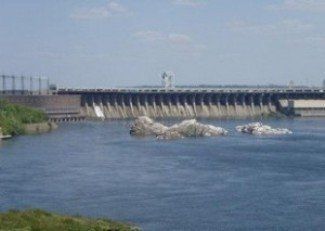 На р. Уж планируют построить две ГЭС: между Боздошским парком и ж/д мостом