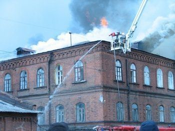 В селе Поляна МЧСники потушили пожар