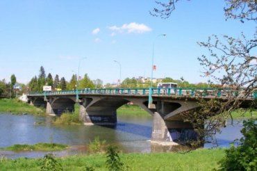 В Ужгороде транспортному мосту предлагают присвоить имя Томаша Масарика