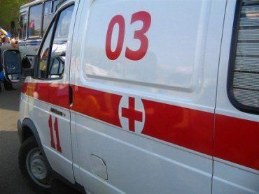 Тіло повішеної 17-річної дівчини виявили у сквері в Івано-Франківську.