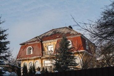 В Ужгороде из гранатомета обстреляли дом экс-главы милиции