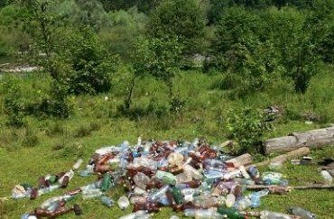 Ольшанское водохранилище и прилегающая территория утопают в мусоре