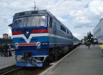 Поезд № 13 Харьков-Ужгород временно изменит маршрут следования