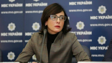 Деканоидзе анонсировала отставку своего скандального заместителя Паскала