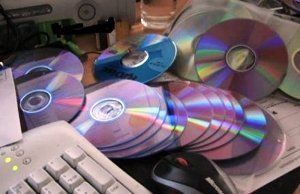 В Киеве обнаружено 145 тысяч контрафактных дисков