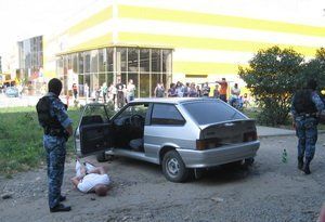 На Закарпатье милиция, СБУ и "Беркут" задержали крупную наркогруппировку