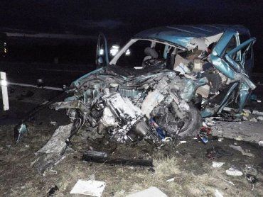 В Чехии Citroen сгорел вместе с водителем после аварии с фурой