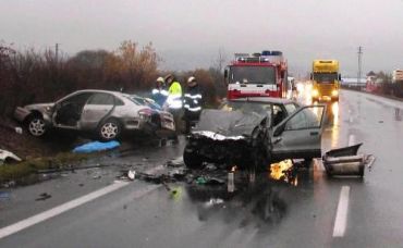 ДТП в Чехии: Mazda разбилась вдребезги, водитель погиб