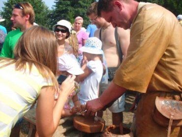 В Ужгородском ПАДИЮНе открыли кружок для детей "Гончарик"