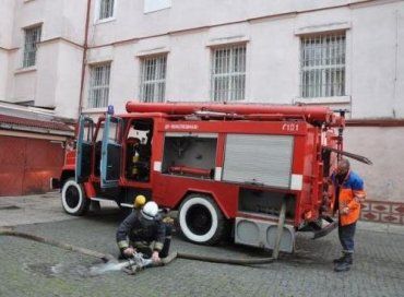В Ужгородском СИЗО учения на случай пожара прошли успешно