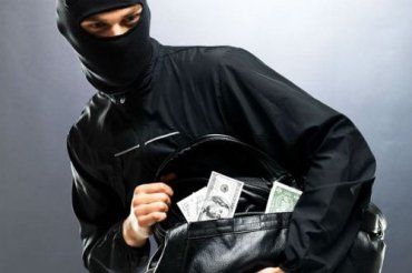 Раховские правоохранители задержали грабителя из Прикарпатья