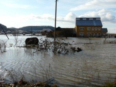 От наводнения сильно пострадало закарпатское село Стужица
