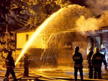 На Виноградовщине в пожаре обгорела 83-летняя женщина