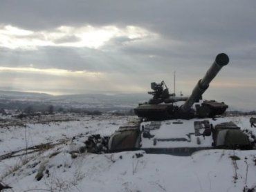 Закарпатские военные кинули 9 танков на Анталовецкой Поляне