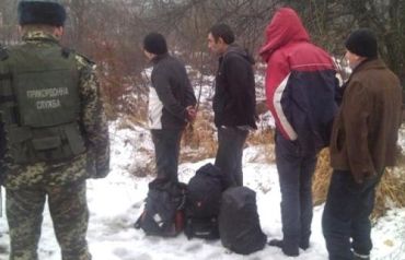 Закарпатские пограничники задержали 4 нелегалов из Грузии