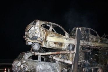 В Польше на перевозящем автомобили трайлере сгорели шесть авто марки Форд Ка