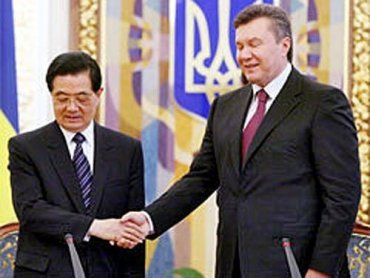 Завершился визит в Украину председателя КНР Ху Цзиньтао
