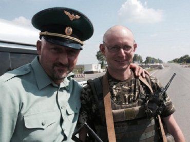 Двойник Арсения Яценюка служит на одном из пограничных пунктов в зоне АТО
