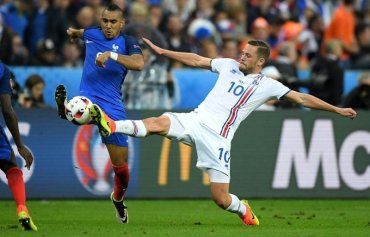 5:2 — Франция и Исландия сыграли самый результативный матч турнира