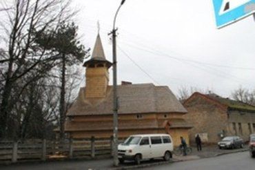 В Ужгороде на кладбище по ул.Победы освятили новую церковь