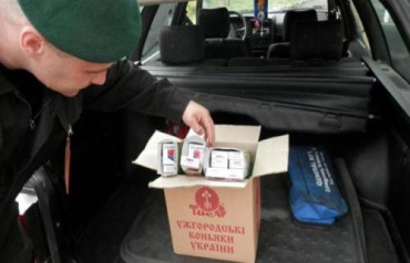 Пограничники обнаружили сигареты в пакетах из-под сока