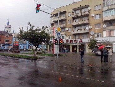 В Ужгороде установят светофоры, которые будут даже работать