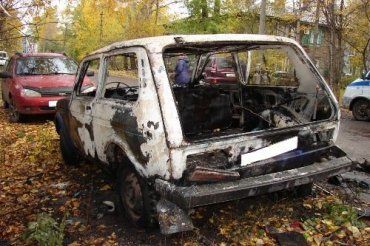 В Мукачевском районе после ДТП сгорел автомобиль ВАЗ-2121