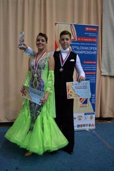 Ужгородцы открыли чемпионат Словакии по танцевальному спорту