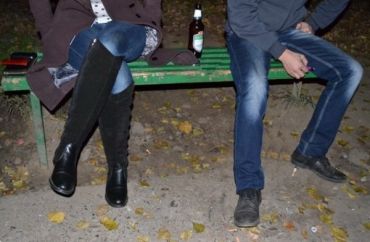 Ужгородская милиция воюет с торгашами алкоголя и сигарет подросткам