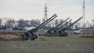 К границе Крыма и материковой Украины едут установки «ГРАД»