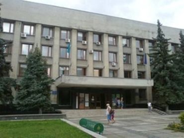 В Ужгороде на сессии горсовета зарегистрировалось 53 депутата