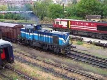 На Украине вагоны грузового поезда сошли с рельсов по вине железнодорожников