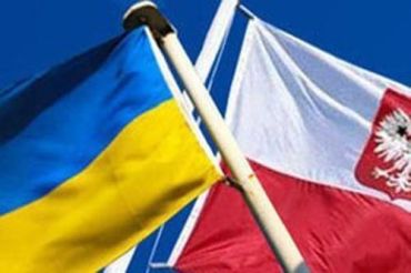 Сейчас решается вопрос, вступит ли Украина в ЕС или в ТС
