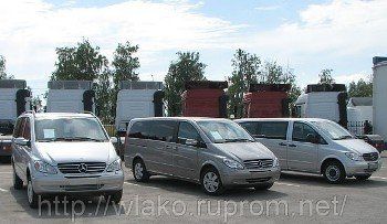 В Закарпатье СБУ и налоговики "напали" на колонну микроавтобусов с контрабандой