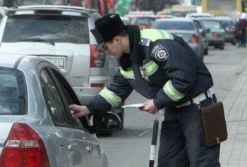 ГАИ имеет право штрафовать на дорогах Закарпатья даже прокуроров