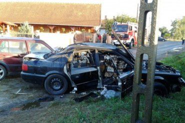 В Венгрии загорелась машина с контрабандными сигаретами закарпатца