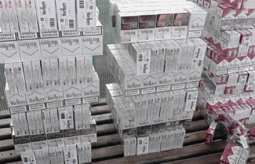 Закарпатец провез в Венгрию 2300 пачек сигарет "Мальборо"