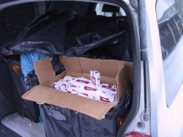 Автомобиль «Opel Vivaro» с сигаретами изъяли на границе Закарпатья