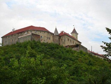 Исследуем жемчужину западной Украины - древний замок Паланок в Мукачево