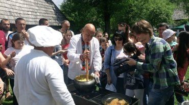 Високогірне село Колочава приймало гостей на фестивалі ріплянки