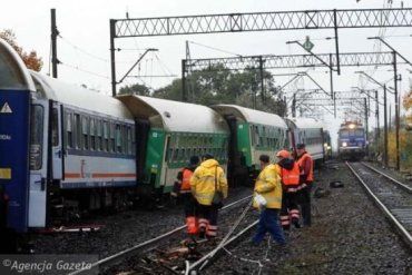 В Польше попал в аварию железнодорожный экспресс: им управлял пьяный машинист
