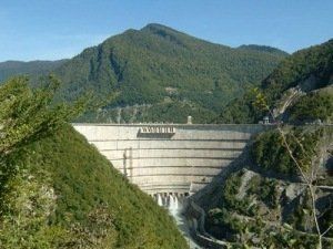 В Карпатах заморозили строительство скандальных ГЭС на Прикарпатье