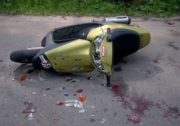 В Тячевском районе скутер "Хонда" врезался в "Жигули"