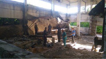 Трагадія на Дніпропетровщині: двох чоловіків задавило бетонною плитою