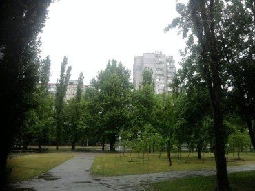 В Ужгороде с 16-этажки выбросился 16-летний студент колледжа