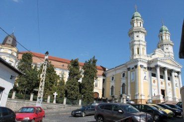 Ужгородский кафедральный собор пока еще в стадии реставрации и реконструкции