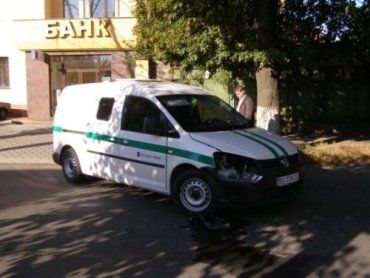 В Ужгороде водитель иномарки создал аварийную ситуацию