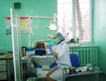 В Ужгороде стоматполиклиника №2 попала кому-то занозой в око