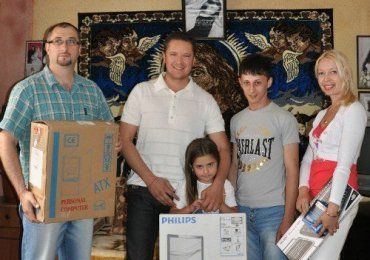 Степан Деркач допоміг в придбанні комп'ютера для 7-річної Каті