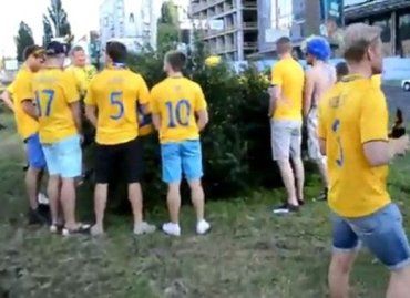 Только шведам разрешили обписать весь Киев во время Евро-2012